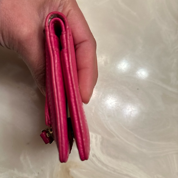 Kate Spade ♠️ Wallet - Picture 6 of 8